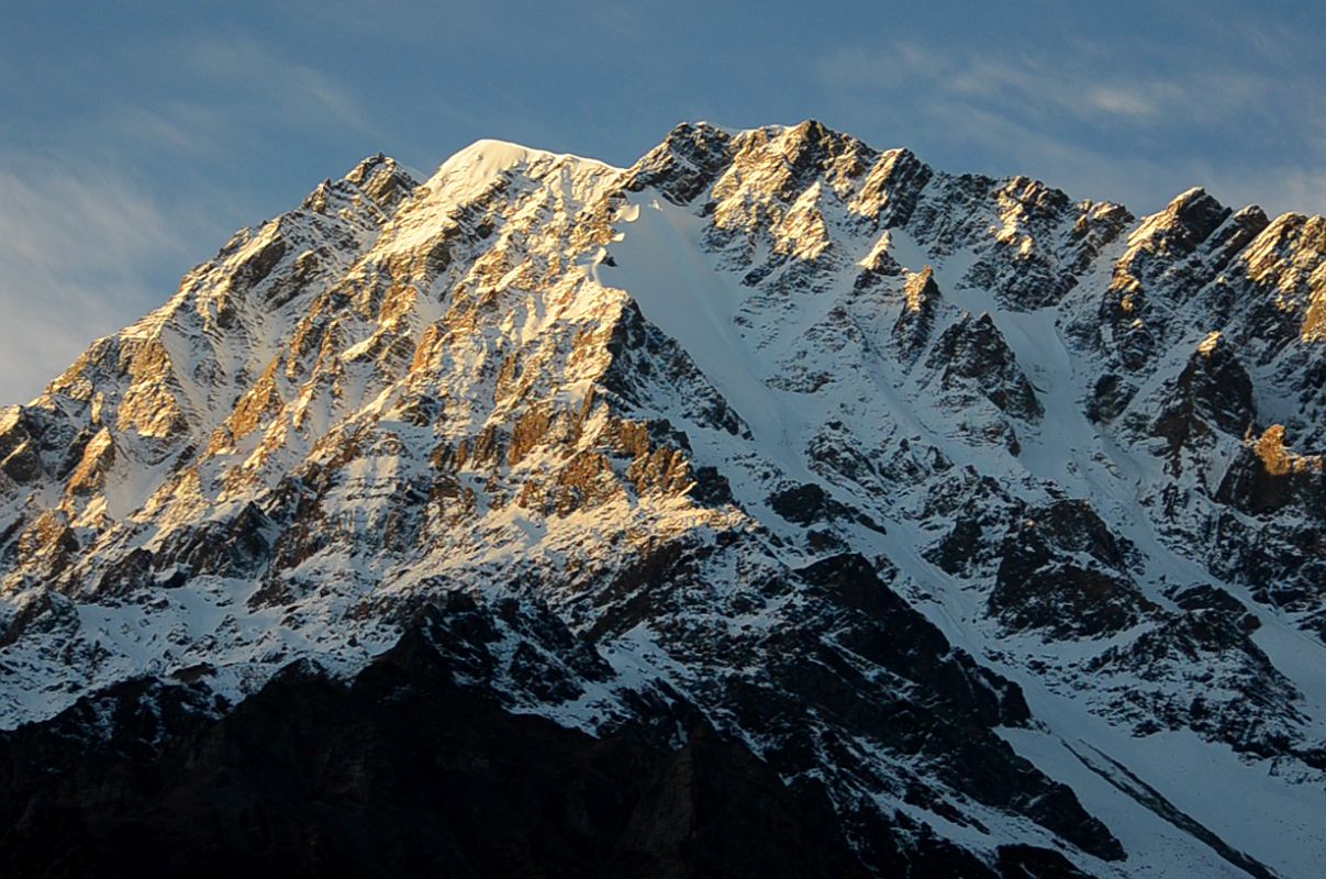 14 Pisang Peak At Sunrise From Nar Village 